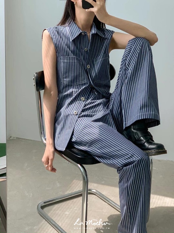 直條紋排扣無袖上衣